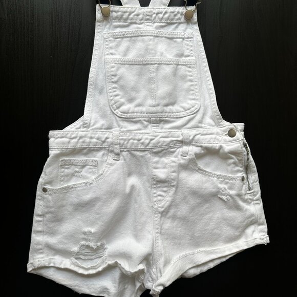 superdown Carmen Denim Short Overalls - Picture 2 of 6